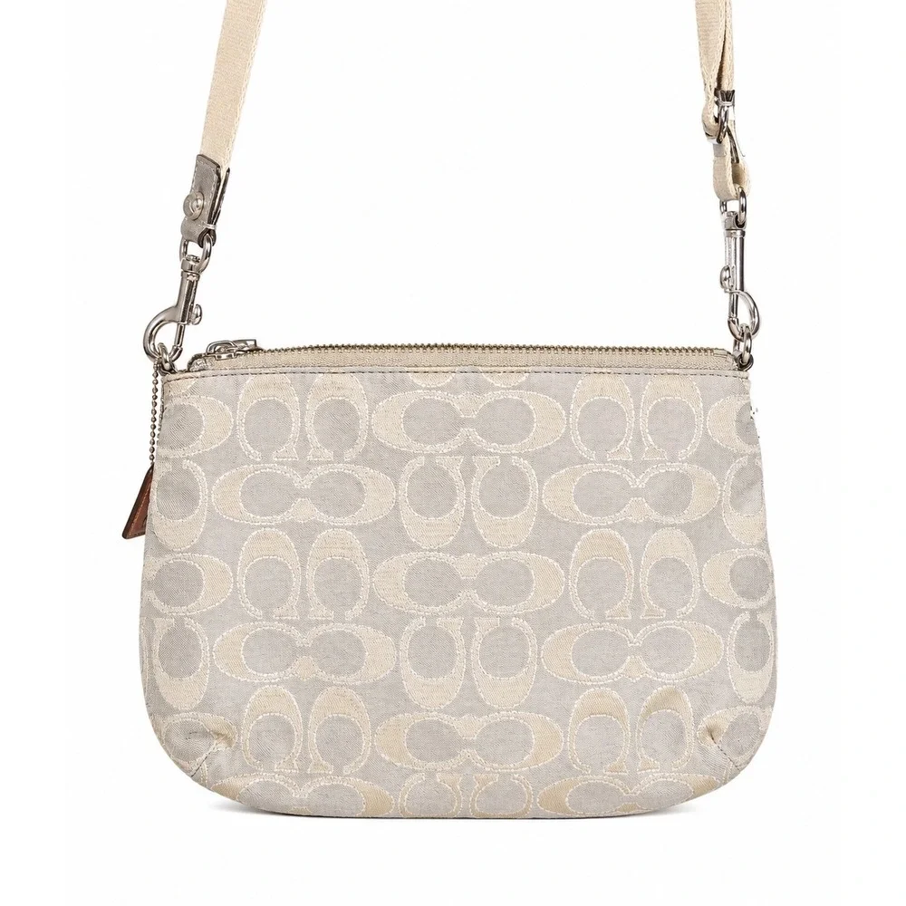 Coach poppy signature